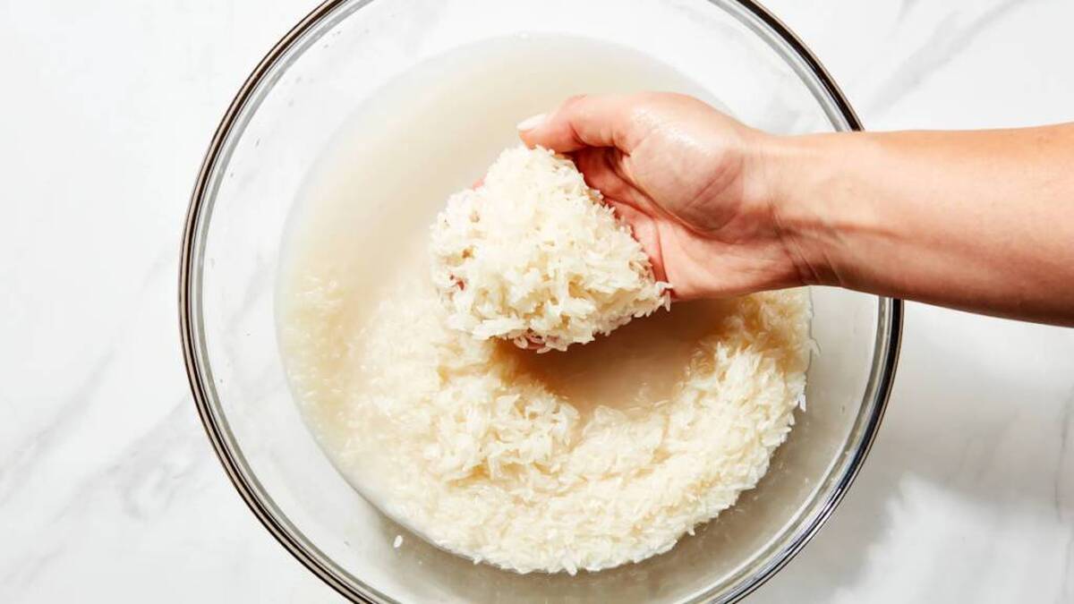 آیا شستن زیاد برنج باعث کاهش کیفیت آن میشود؟