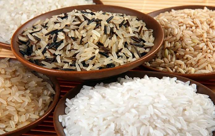 برنج سفید یا برنج قهوه‌ای؛ کدام برای سلامتی بهتر است؟